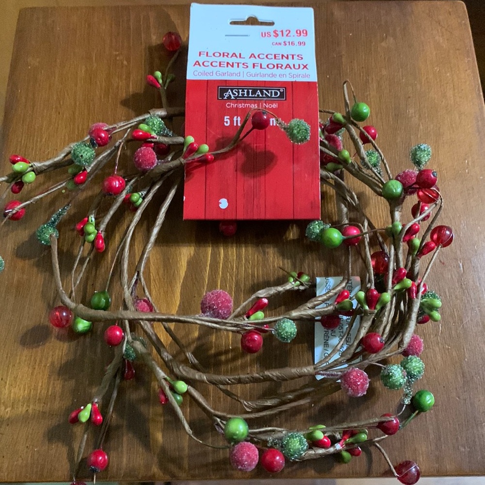 🎄ASHLAND- COILED GARLAND 5ft / 1.5 m 🎄🆕